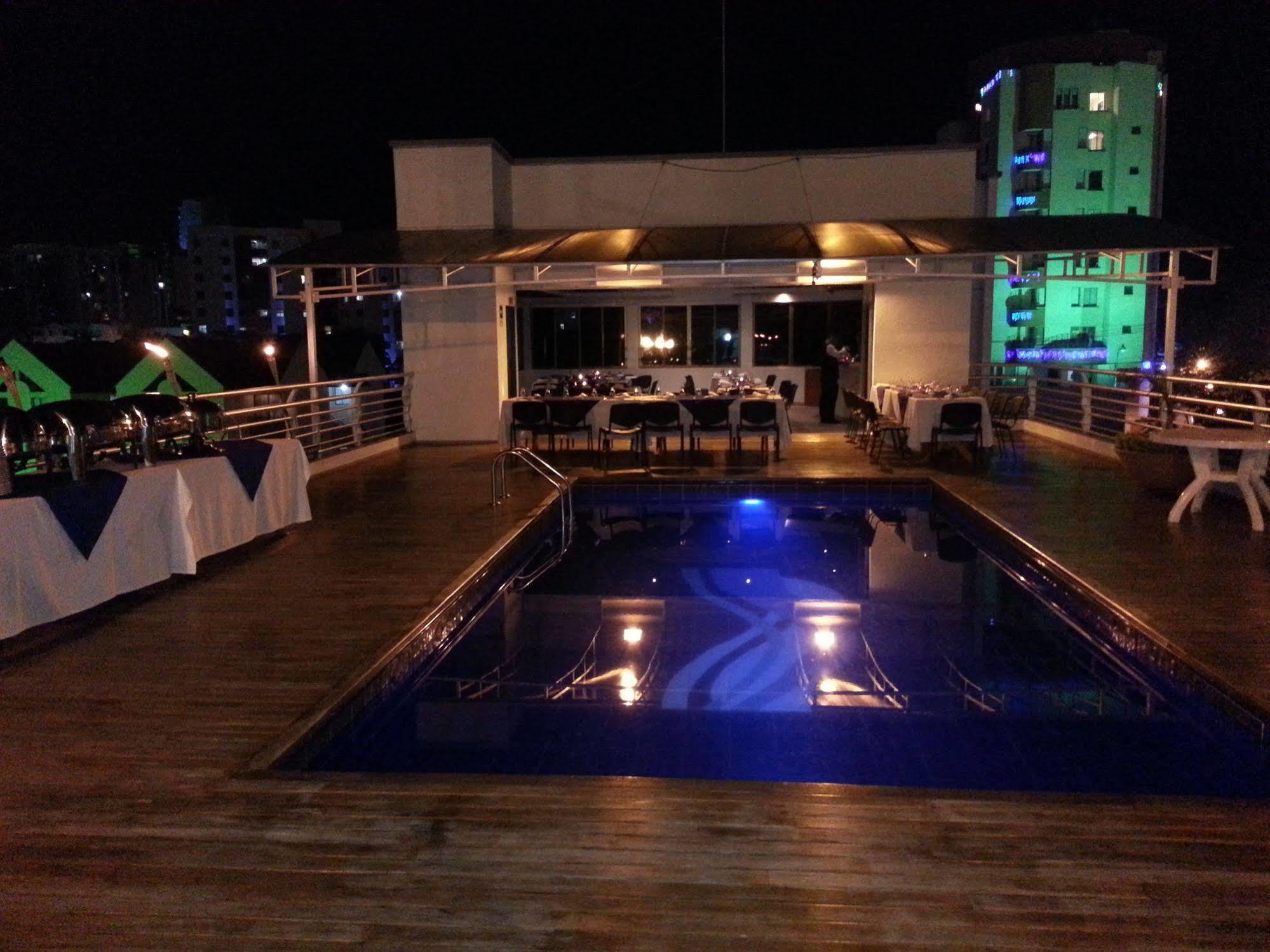 Top Deck Hotel Перейра Экстерьер фото